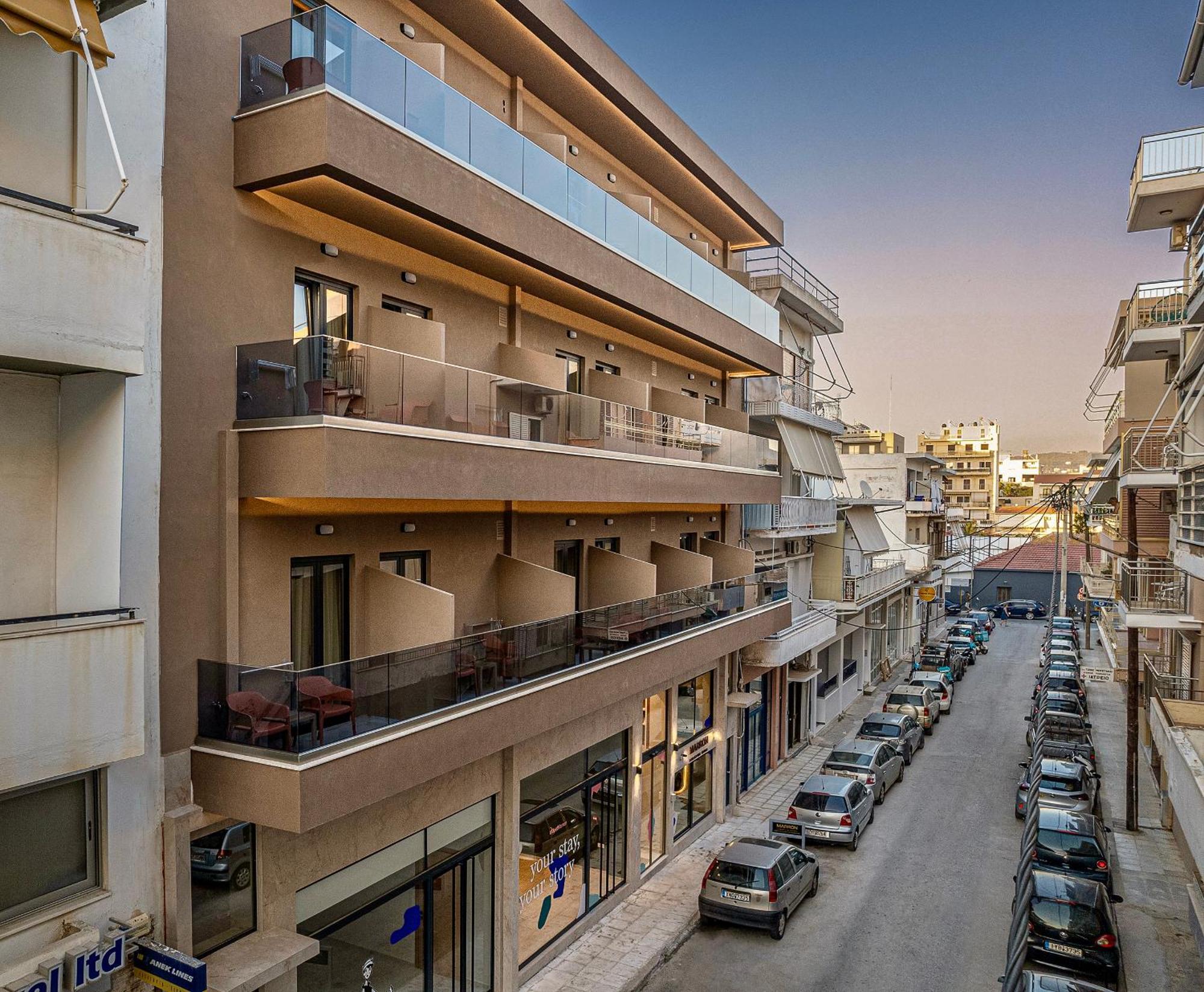 Miss Marrone City Hotel خانيا المظهر الخارجي الصورة